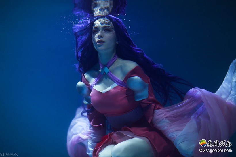 俄罗斯Coser带来《英雄联盟》风女Cos：还是在水下拍摄！非常的惊艳