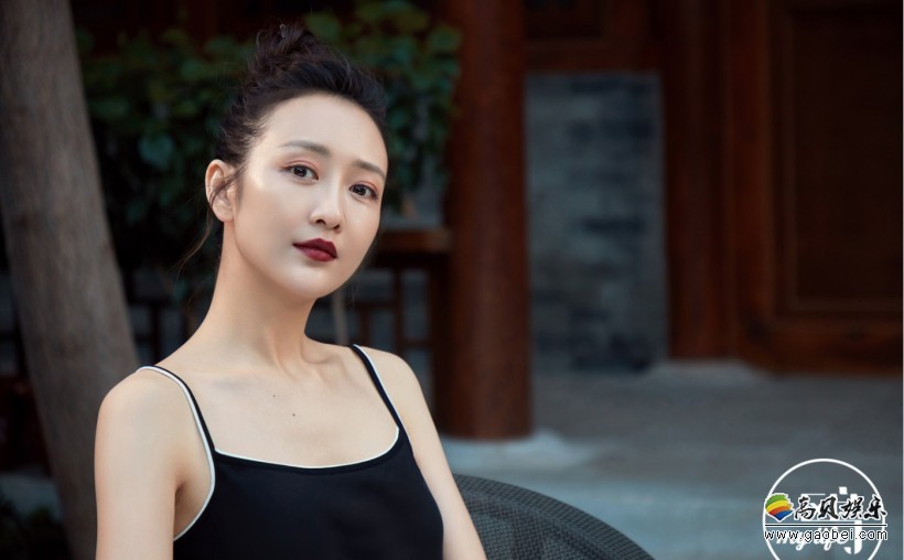 本期上线#鸥mylife#：体验在胡同的吃喝住行玩，感受不一样胡同生活
