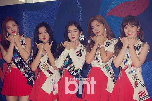 Red Velvet奥林匹克公圚举行第二次单独演唱会记者简谈会