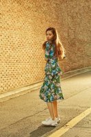 金泫雅金晓钟交往2年  代言品牌拍摄了一组最新宣传照