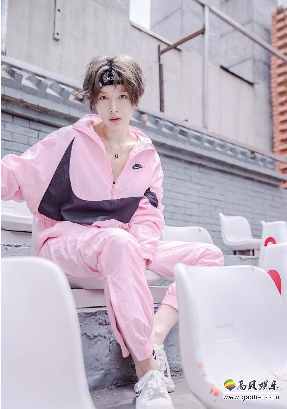 《甜蜜暴击》正在热播:程亚楠扮演者李萌萌更是不断展现反转魅力