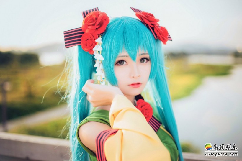 国内COSER“Maki小姬”精美COS：充分发挥了颜值高、任性的优点