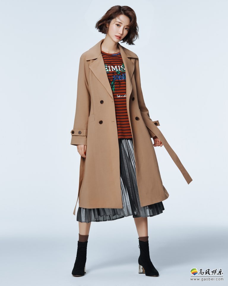 韩国演员高俊熙服装品牌广告画报："MODERNITY FEMININE"主题