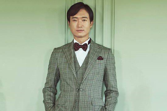 赵宇镇公开将于10月14日与交往11年的圈外女友结婚的消息