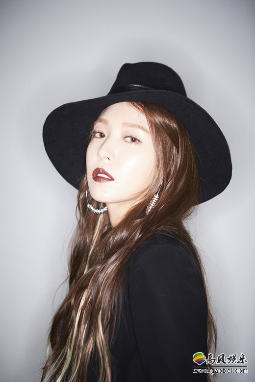 BoA将出演26日的《音乐银行》 散发高强度的Girl Crush魅力