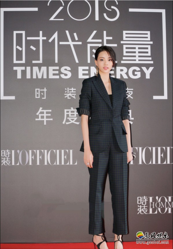 2018时装之夜年度盛典如约而至：张艺上获邀出席活动并登上红地毯