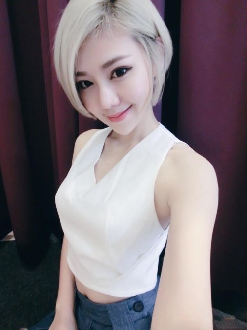 马来西亚萌妹子完全符合留短发的各种要求：精致的五官，美丽又动人