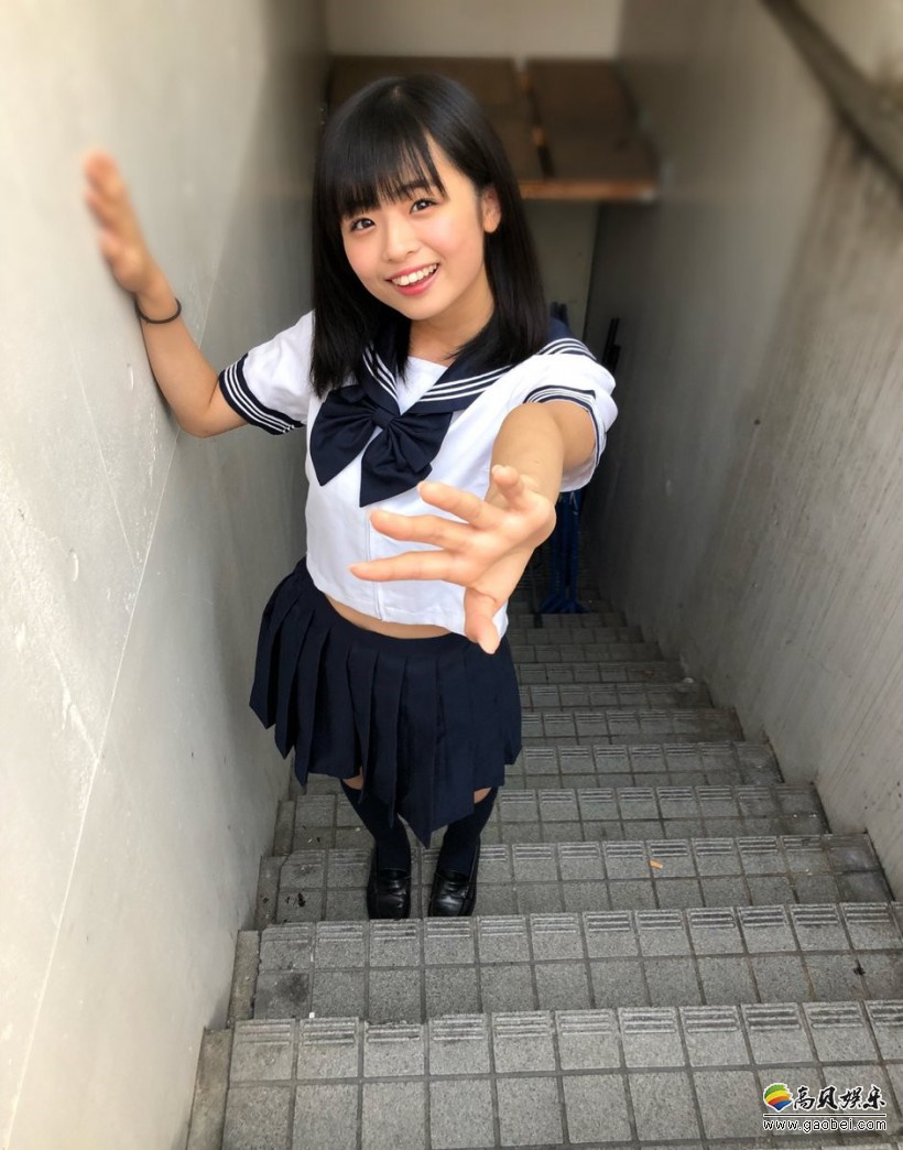 19岁岛国樱花妹西叶瑞希写真：天生拥有可爱的门牙以及萌萌的大眼睛