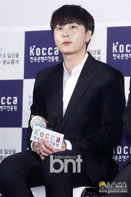 龙俊亨确定出演《咖啡啊拜托了》 时隔五年再度回归小萤幕