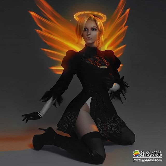 俄罗斯美女跨界COSPLAY《守望先锋》《尼尔:机械纪元》2B＋天使融合