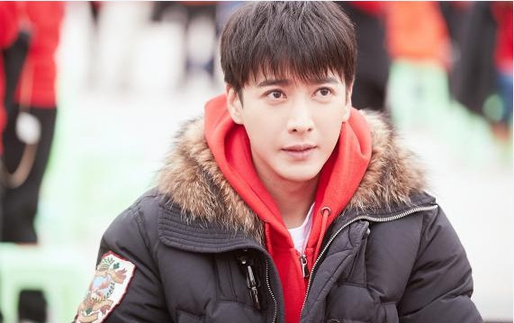 《吉他兄弟》贵州举行了开机仪式：应昊茗变身“小镇青年”白手起家