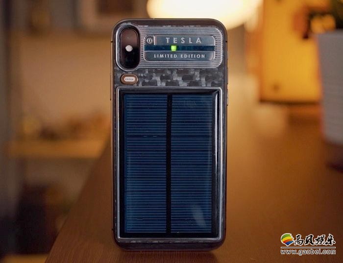 俄罗斯奢侈品厂为苹果iPhone X定制价值4400美元充电宝：太阳能充电