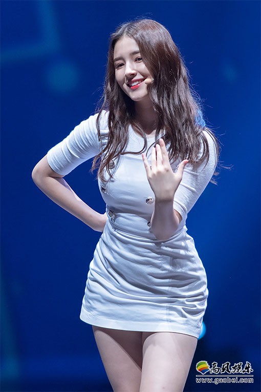 MOMOLAND-NANCY高清图片：釜山元亚艺术节粉丝见面会(1)[ID65691]【48合集】