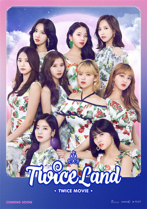 TWICE的首部电影《TWICELAND》记录巡回演唱会背后的样子