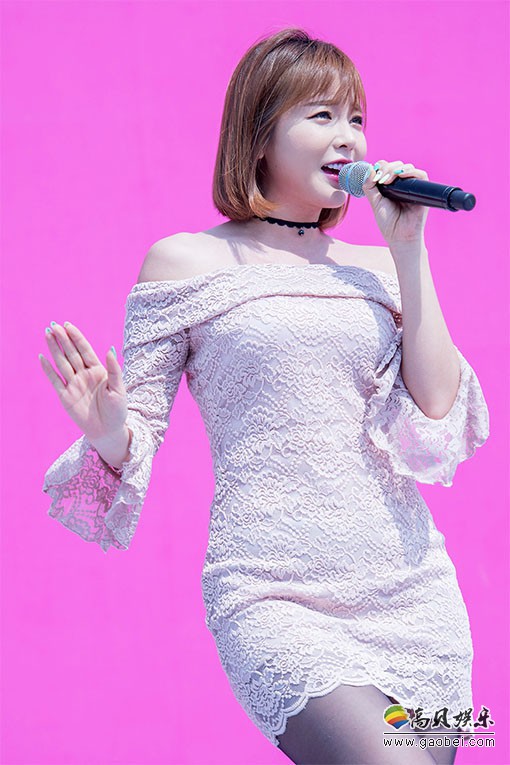 洪真英高清图片：Pinkron釜山颁奖典礼祝贺公演(2)[ID65855]【41合集】