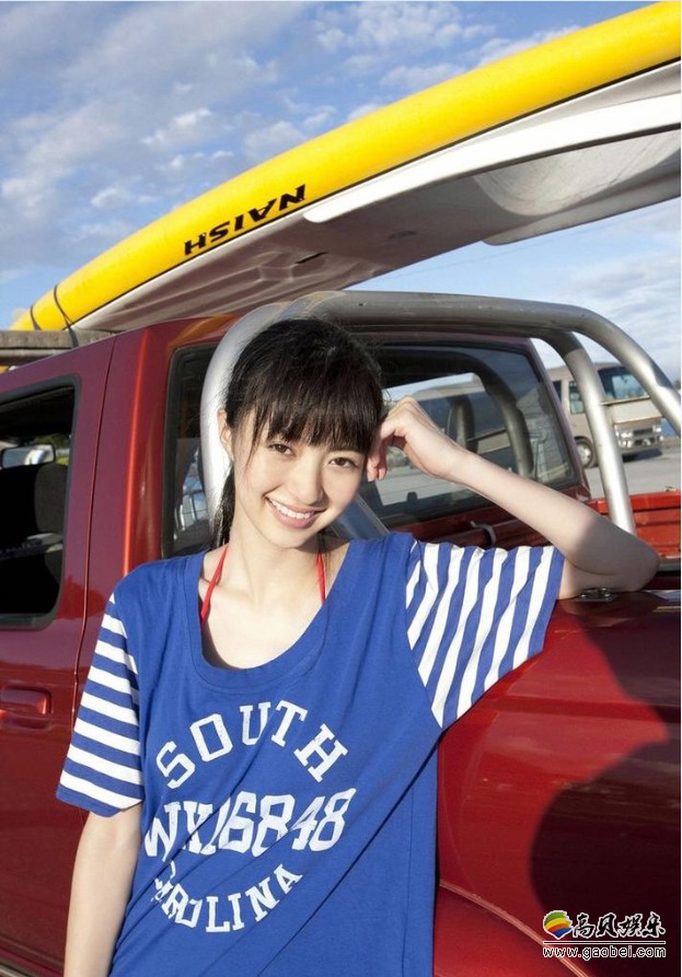 日本11岁车模告诉大家什么叫童颜巨乳：萝莉气质，劲爆身材，容貌姣好