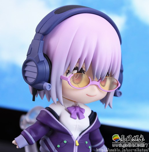 GoodSmile将推出《SSSS.GRIDMAN》新条茜黏土：白皙裸足引人注目