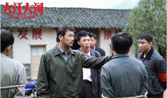 《大江大河》热度不减：人物经历引发现实共鸣！拼搏精神蕴含激励意义