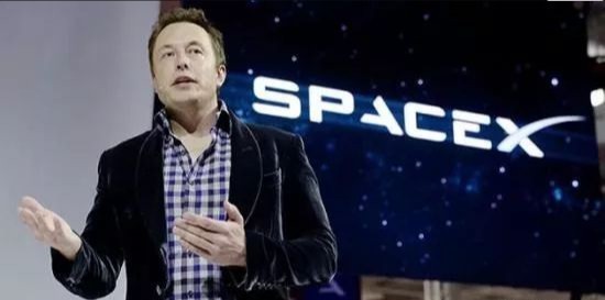 SpaceX举办全体会议：马斯克如期参加！哽咽着说出SpaceX的裁员计划