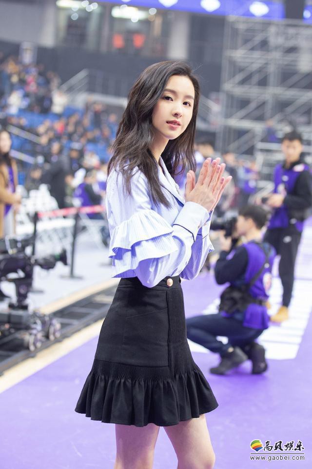 陈都灵样子清纯有灵气：她是女神排行榜中唯一用证件照评比校花的女孩