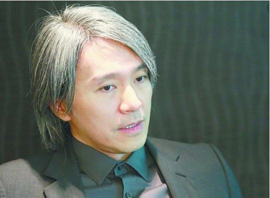 喜剧演员、导演周星驰接受人民日报采访：回应是否演电影回答有些伤感