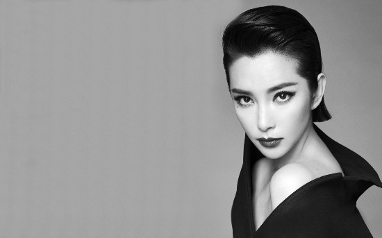 营销号网上传播李冰冰加盟《黑寡妇》假消息：图片是粉丝P图饭制海报