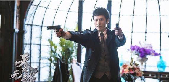 《天衣无缝》资历群设“鸿门宴”小资贵翼轻装赴宴：秦俊杰一对二反击