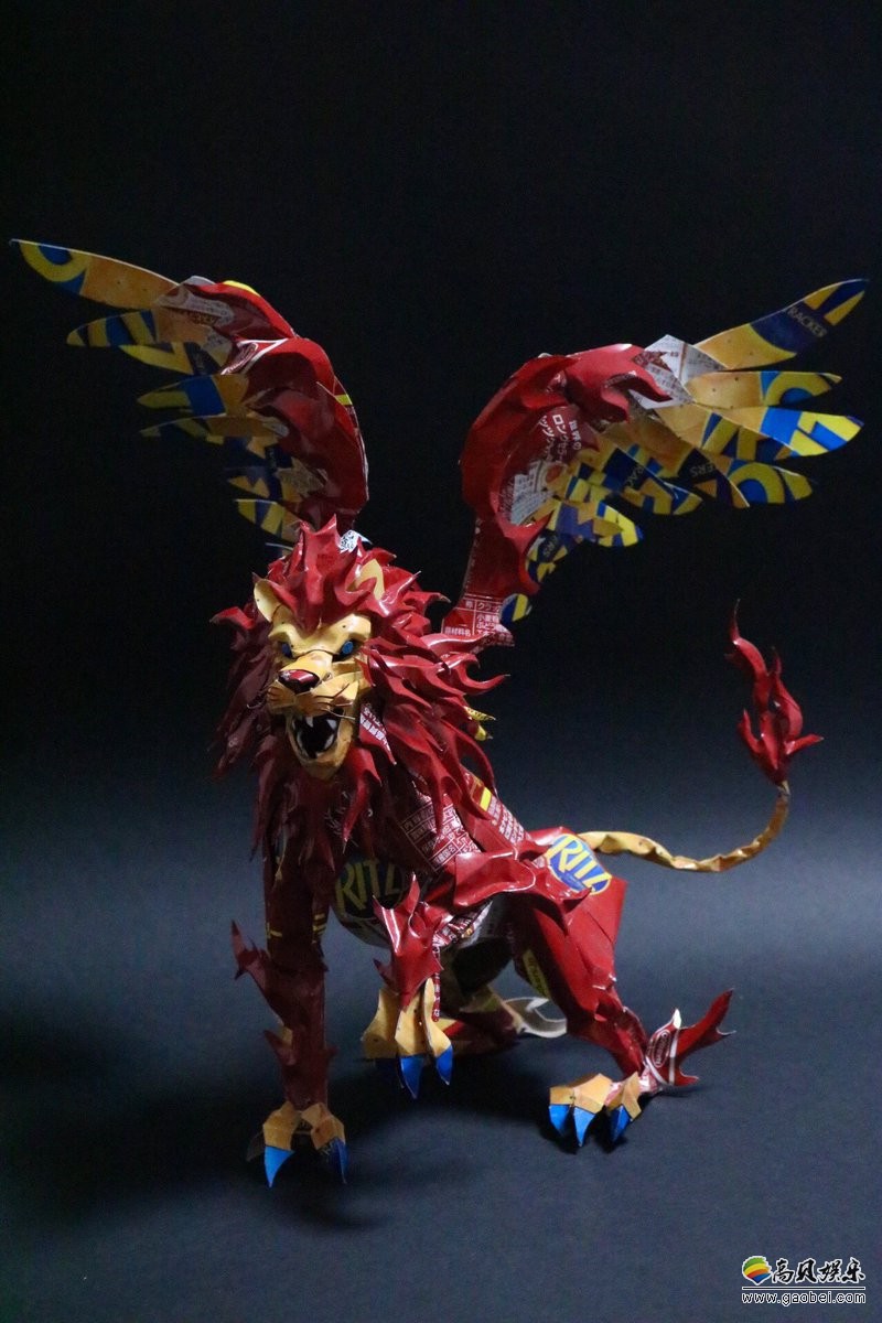 日本手工帝晒新作：这次作品用了七个盒子，做模型以来最好的一个作品