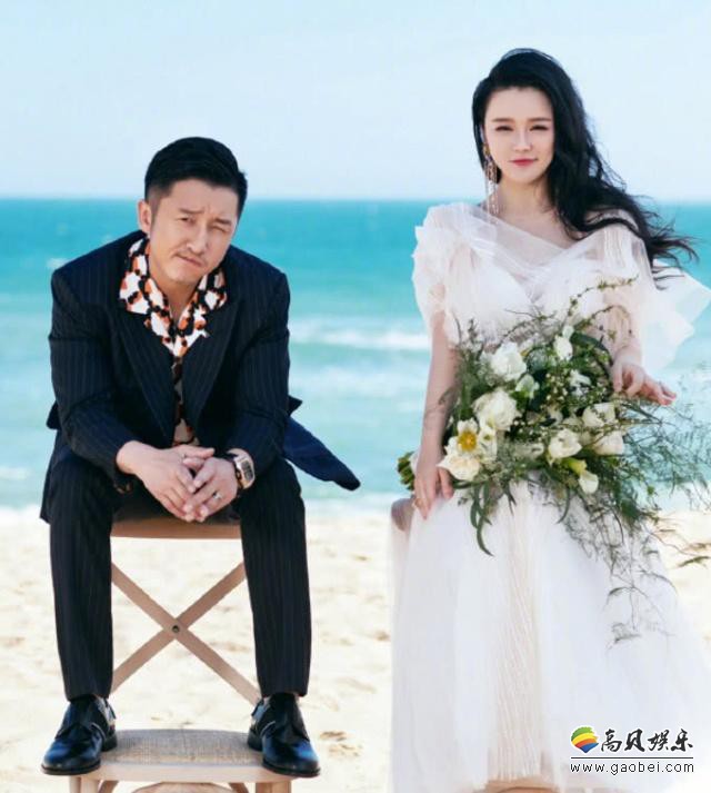 冉莹颖与邹市明结婚八周年：冉莹颖晒婚纱写真，二人热拥接吻恩爱甜蜜