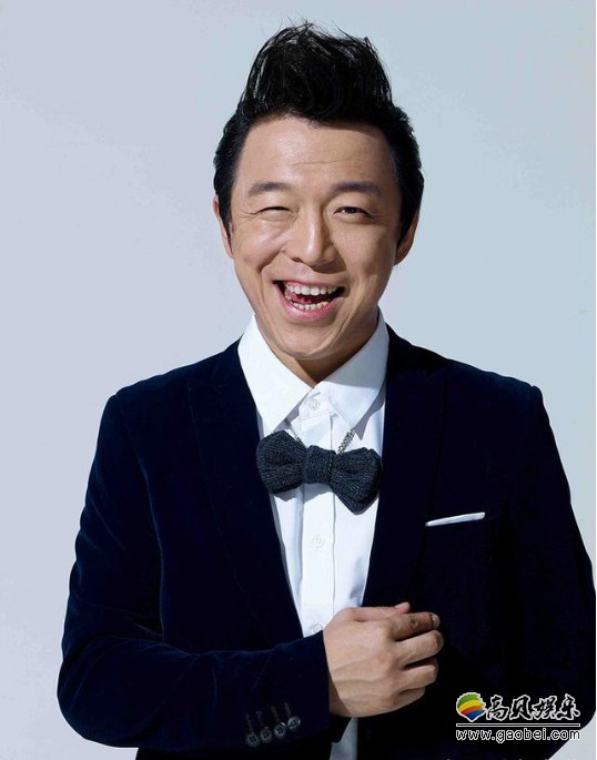 黄渤成为主演破百亿票房演员：从影18年由他主演电影总票房超过百亿元