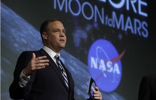 美国航空航天局(NASA)全新登月计划：NASA将眼光从火星再次转向月球