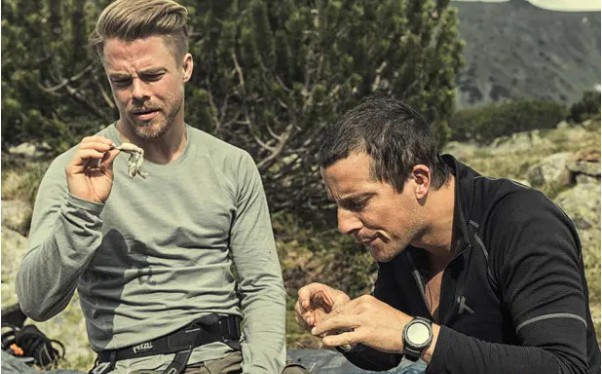 保加利亚环境官员考虑对《荒野求生》冒险家贝尔罚款:保护区吃青蛙 保加利亚环境官员考虑对《荒野求生》冒险家贝尔罚款:保护区吃青蛙