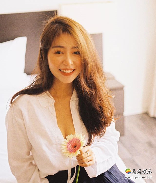 越南氧气美女：阳光明媚笑容＋开朗性格！甜蜜治愈系笑容吸引不少粉丝