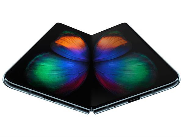 三星解释为什么他们选择将Galaxy Fold的显示屏向内折叠而不是向外折叠