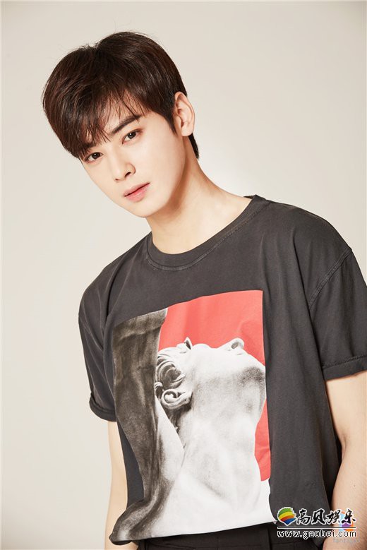 《新入史官具海玲》是以19世纪初为背景的虚构历史剧