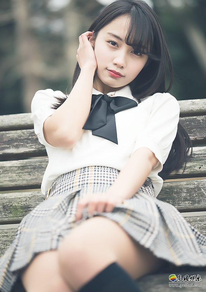 日菲混血萌妹黒木ひかり姣好的脸蛋和匀称的身材神的美少女称号