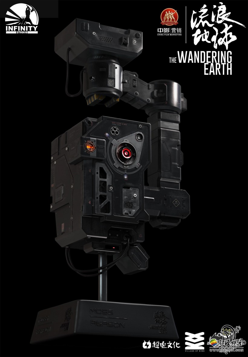 《流浪地球》人工智能moss 1/2比例雕像:白色和黑色雕像均为限定款式