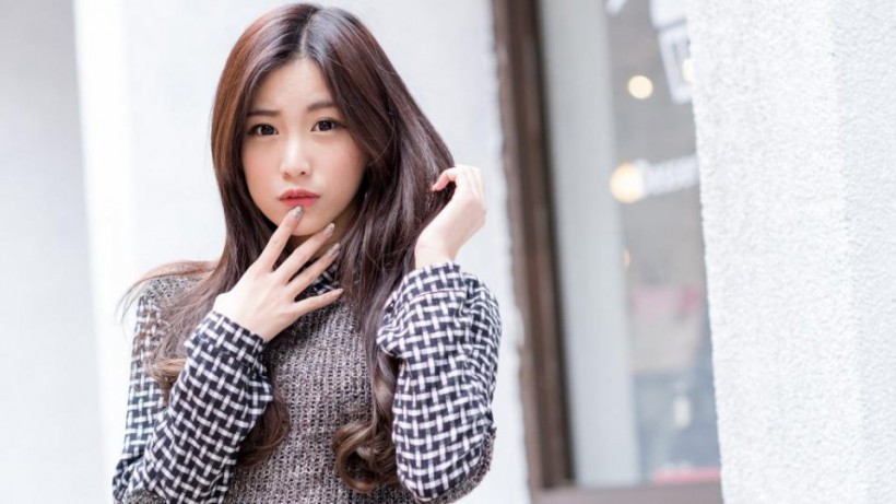风情性感极品美女写真图：各种风情各异极品美眉！展示各自非凡女性魅力