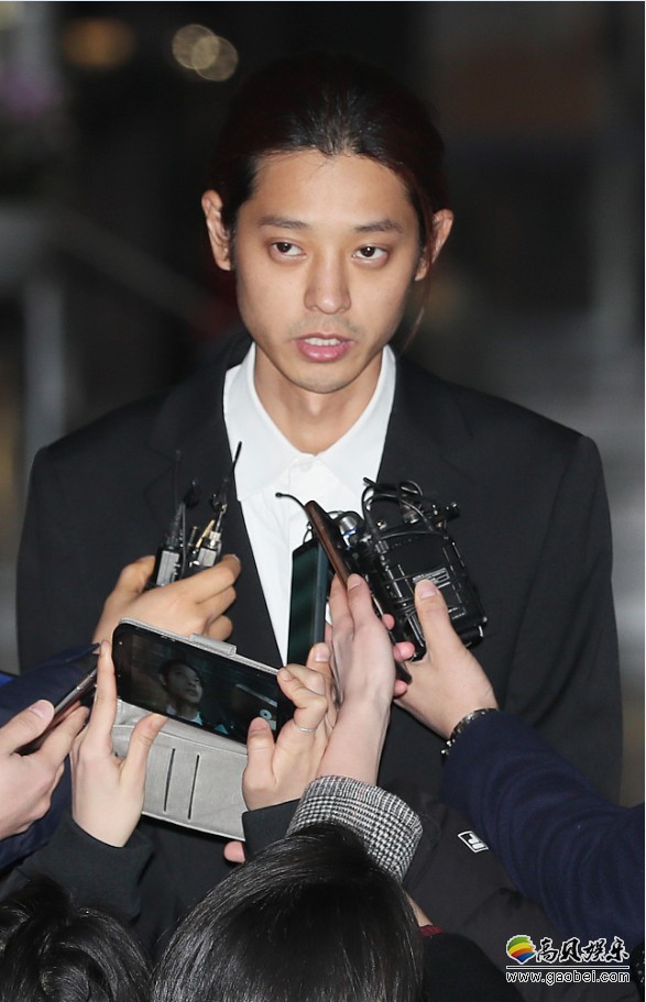 韩媒报道：涉嫌偷拍性爱视频并散布的郑俊英或将面临长达七年半的刑期