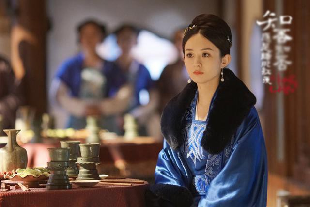 赵丽颖产后首次更博：依旧是为自己作品宣传！8个字却获得超1万条评论