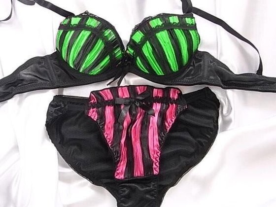 日本网友设计假面骑士主题内衣：超高相似度和独特构思引起大家的热议