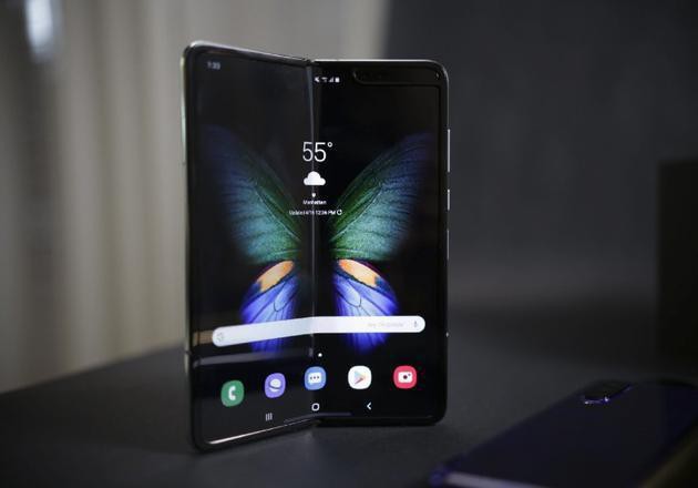知名拆解机构iFixit发布对Galaxy Fold详细拆解:可能是系设计缺陷导致 知名拆解机构iFixit发布对Galaxy Fold详细拆解:可能是系设计缺陷导致