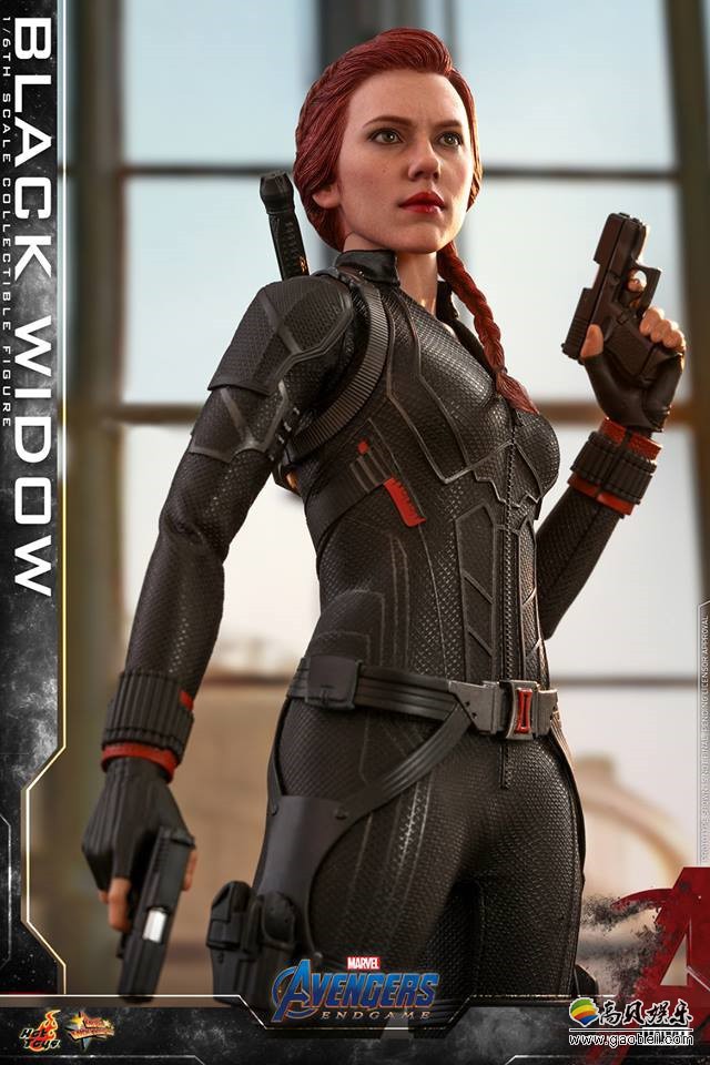 Hot Toys《复仇者联盟4》黑寡妇1:6比例珍藏人偶：红长辫造型优雅干练