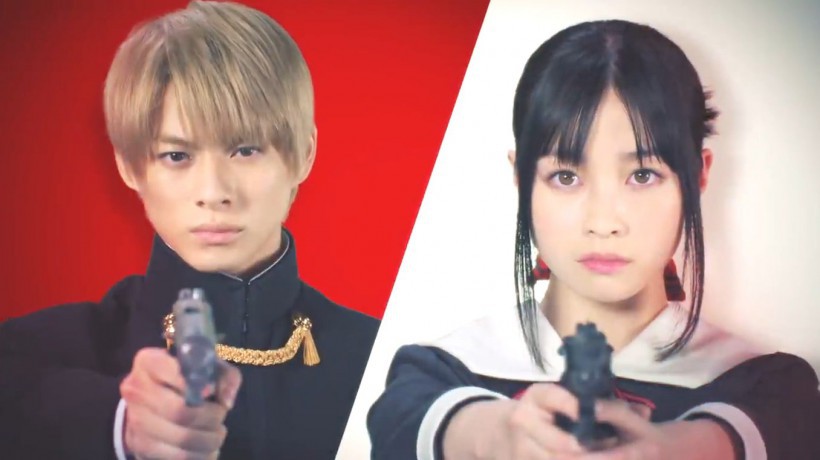 《辉夜大小姐想让我告白》真人版最新海报：傲娇男女主角无法坦诚相处