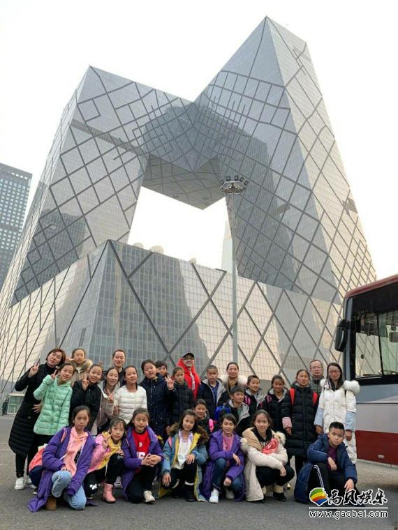 歌手平安发文“海南临高支教圆满成功”：分享此次支教之行的美好回忆