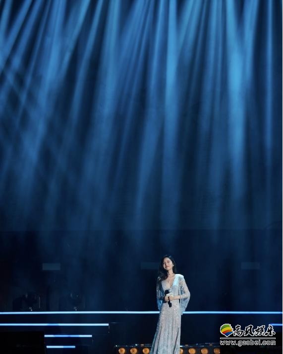 “流行音乐年度盛典”隆重举行：刘惜君献声惊艳全场！并揽获两项大奖