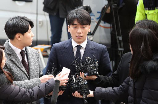 韩国警方计划于8日对胜利和YURI控股前代表刘仁锡申请拘捕令