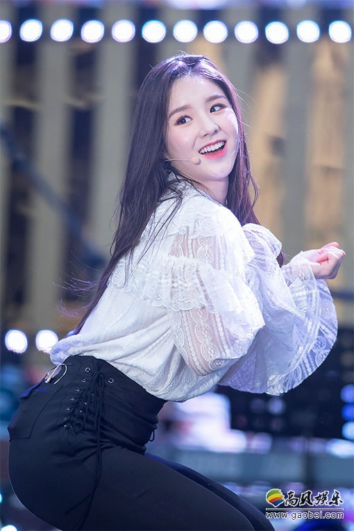 LOONA(本月少女)田姬振高清图片：梁山熊相会祝贺演出[ID74729]【49合集】