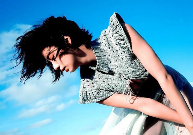 日本写真模特池田依來沙:岛国混血艺人,身材出众,非常具有自拍天赋