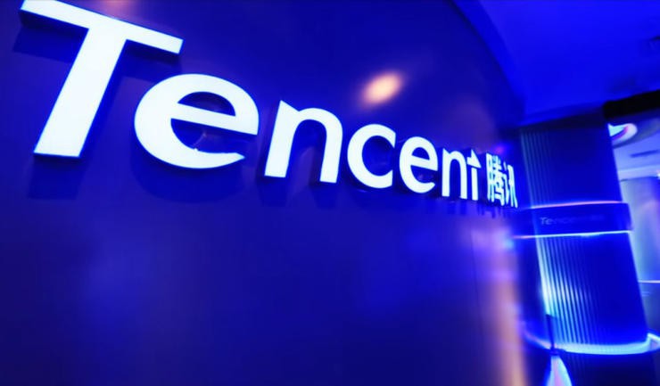 “腾讯员工月薪七万”话题引发网友们热议：腾讯人士表示“不能这么算”